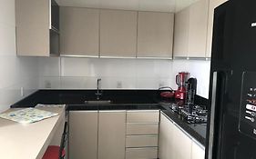 Apartamento Amplo Completo E Climatizado